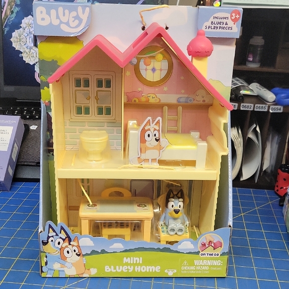 Mini Bluey Home Playset - Age 3+ New Sealed Box - Picture 1 of 2